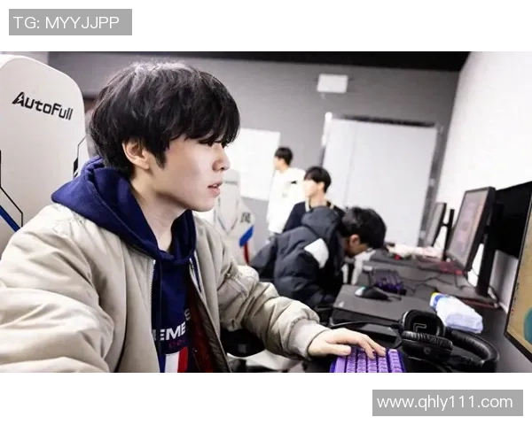 聚焦LPL电竞直播精彩对决洞察赛场风云解析选手高光瞬间